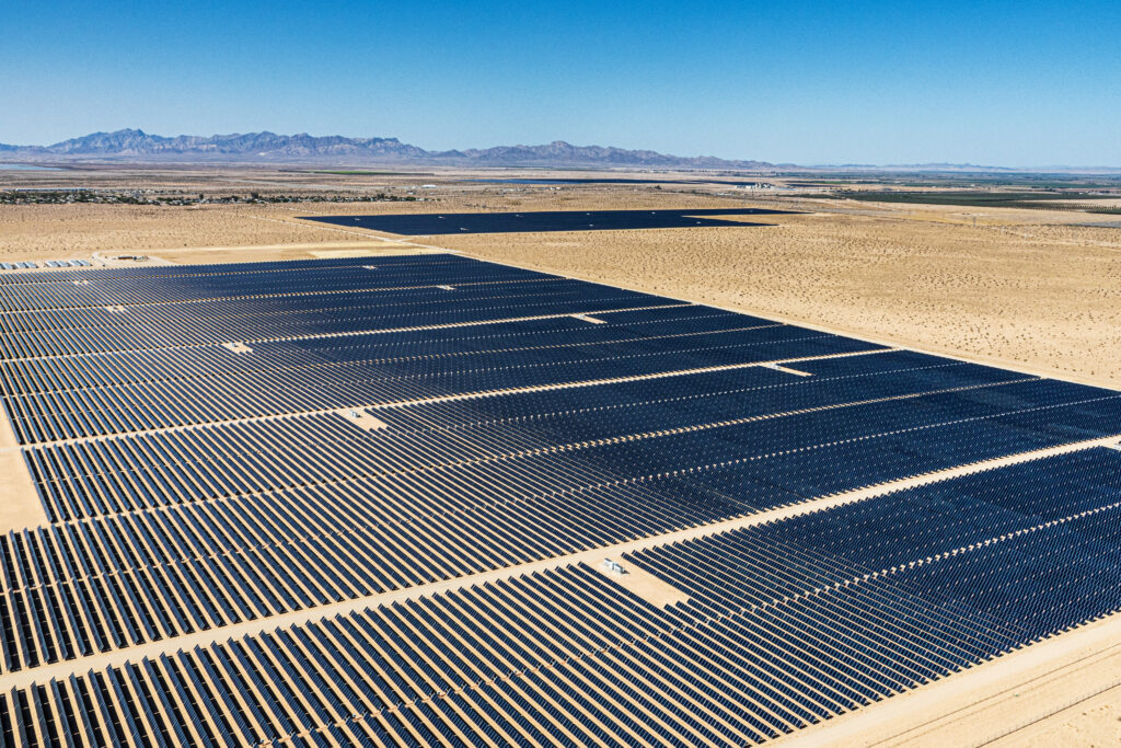 Intersect Power and Direct Energy Business Sign Long-term Power Purchase Agreement on 250 MW Solar Project in California